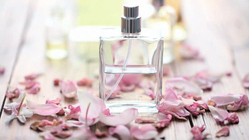 Головні принципи створення парфумів в домашніх умовах