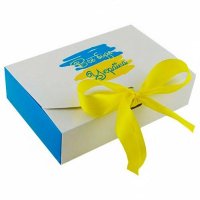 Коробка стильная Все буде Україна