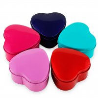 Жестяная баночка для свечи Сердечко в ассортименте