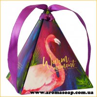 Коробка пирамидка Фламинго
