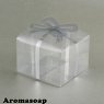 Plastic box with silver bow, low