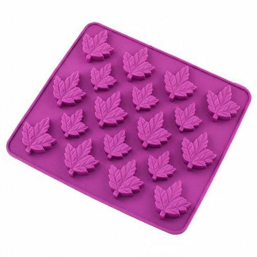 Silicone plate Maple leaves mini