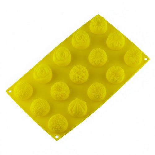 Пластина с хризантемой, подсолнухами, незабудками и розами